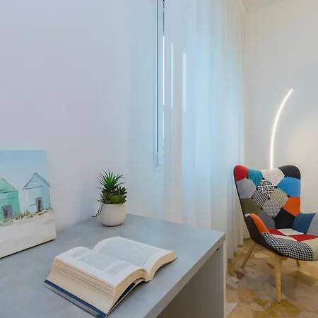 Apartment Sweet *