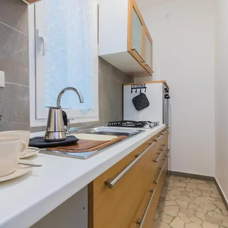 Sweet Apartment *