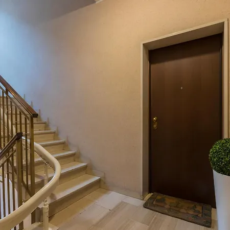 Sweet Apartment *